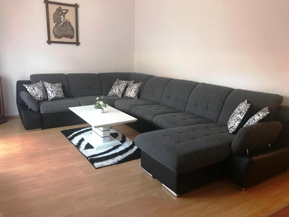 Apartments Renata Smoljanac Eksteriør billede
