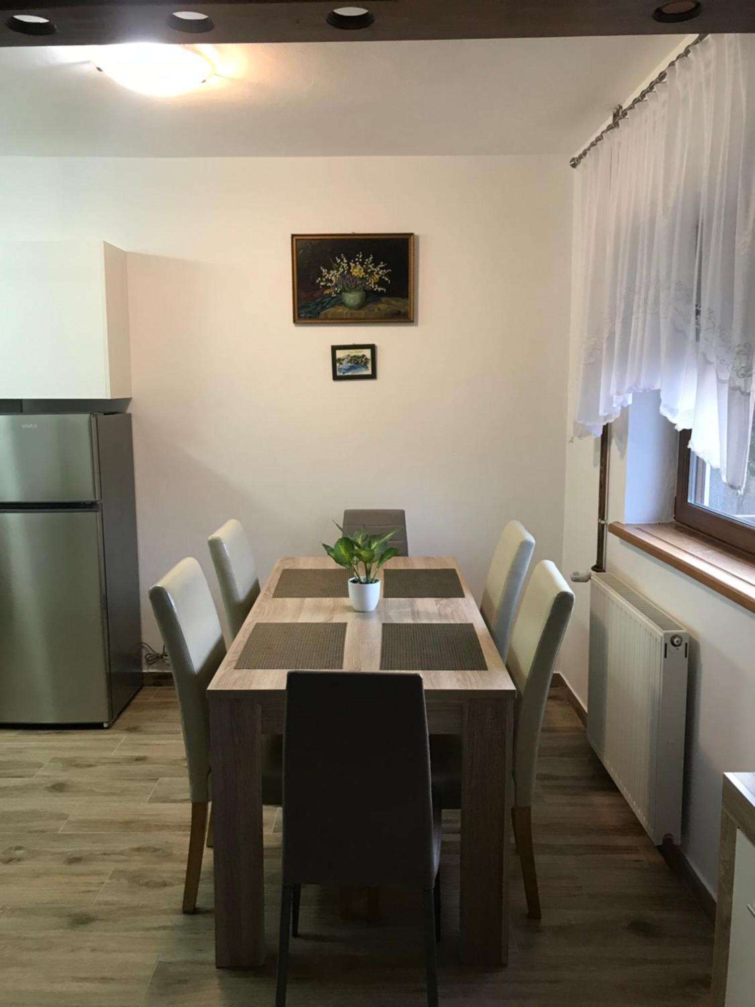 Apartments Renata Smoljanac Eksteriør billede